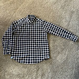 Cremieux Classics long sleeve size medium navy red and white shirt